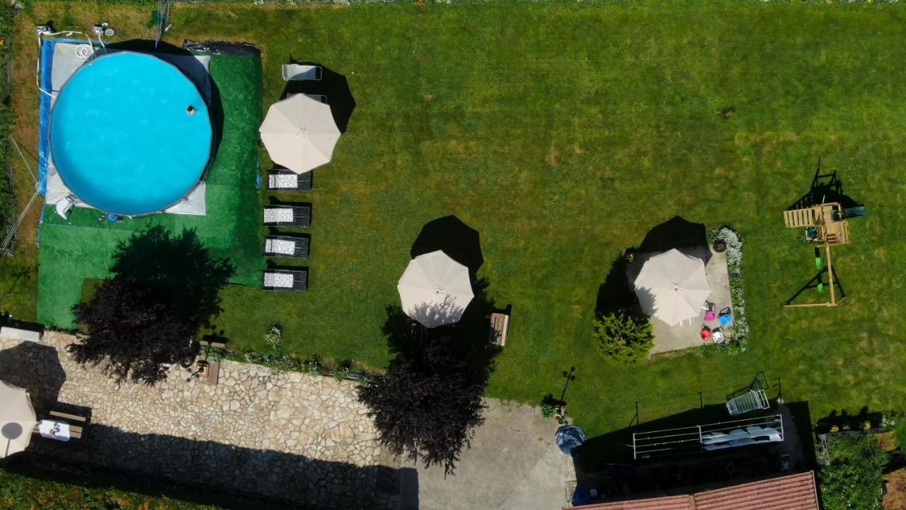Casa Madrazo Con Piscina Y Parrillas Praves Exteriér fotografie