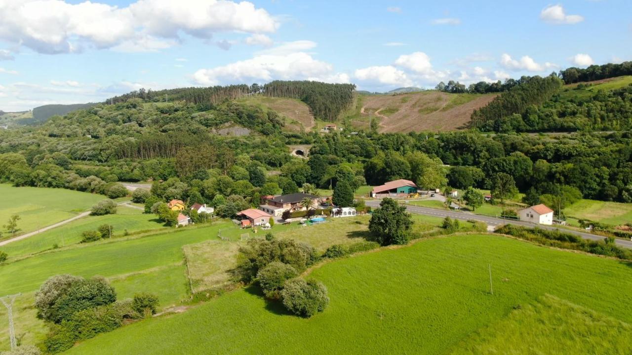 Casa Madrazo Con Piscina Y Parrillas Praves Exteriér fotografie